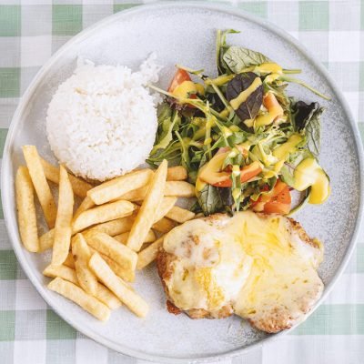 MILANESA DE POLLO SPECIAL